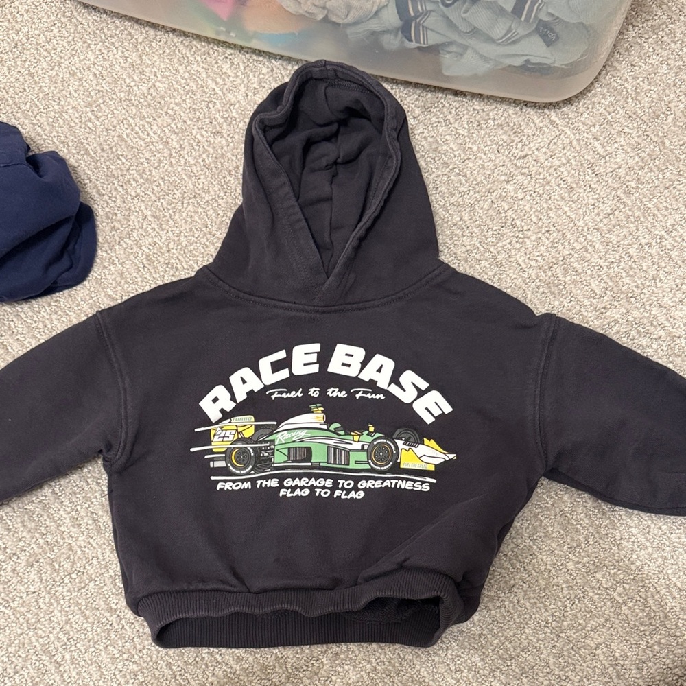 Zara sweatshirt